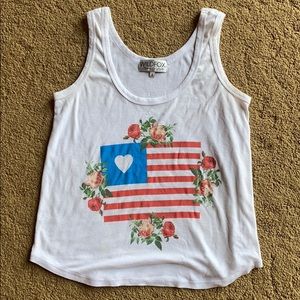 Wild fox “granny’s flag” tank